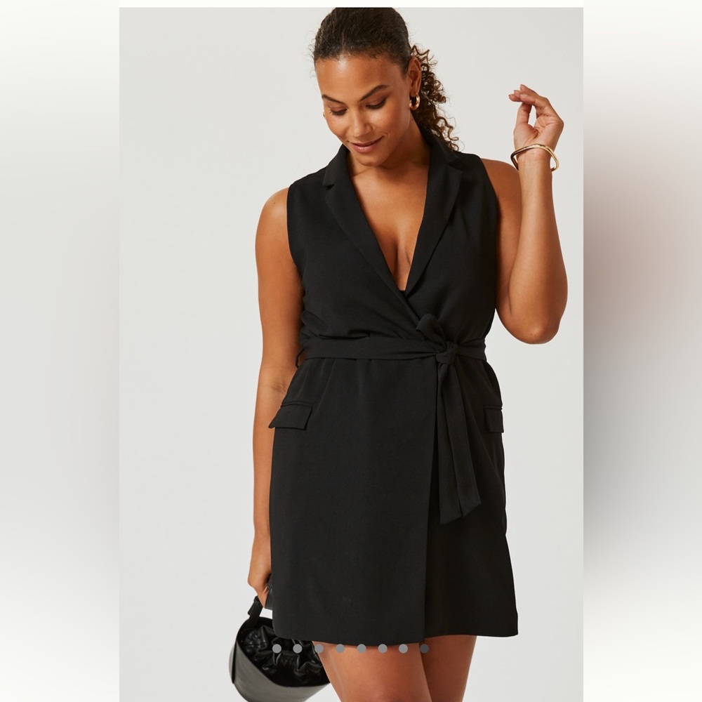 NWT Anthropologie Deep V-Neck Black Vest Dress with Belt in a 1X